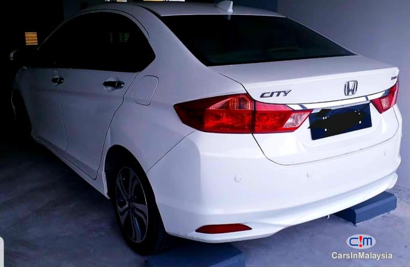 Honda City 1.5-LITER ECONOMY SEDAN Automatic 2014