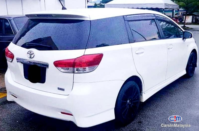Toyota Wish 1.8-LITER FAMILY SMALL MPV Automatic 2012 in Kuala Lumpur
