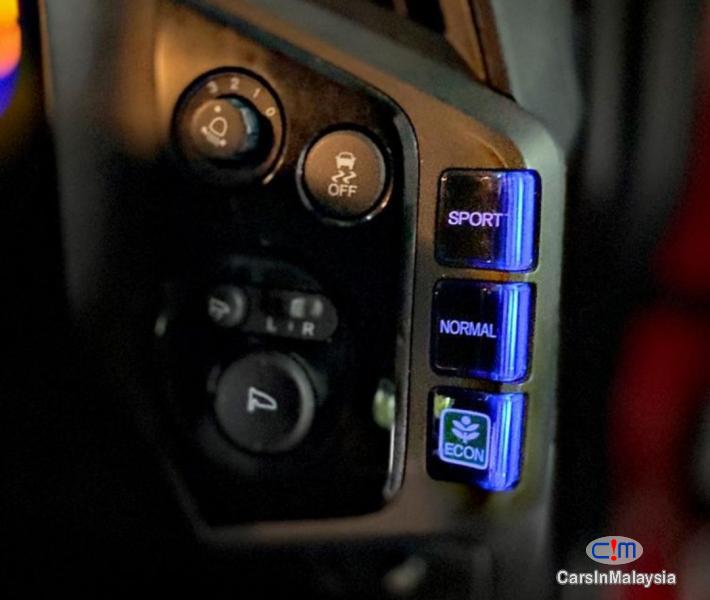 Honda CR-Z 1.5-LITER ECONOMY SPORT HATCHBACK Automatic 2012 in Selangor - image