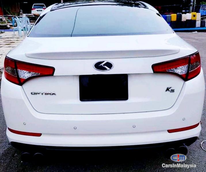 Kia Optima K5 2.0-LITER LUXURY SEDAN Automatic 2012 - image 2
