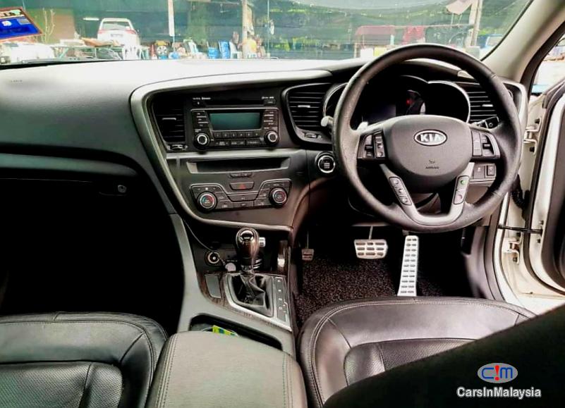Kia Optima K5 2.0-LITER LUXURY SEDAN Automatic 2012 - image 7