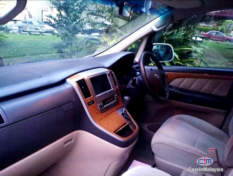 Toyota Alphard 2.4-LITER LUXURY FAMILY MPV Automatic 2006 - image 4