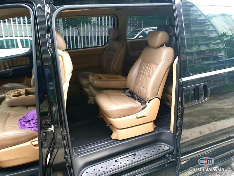 Hyundai Grand Starex 2.5-LITER 11 SEATER FAMILY MPV NEW MODEL FACELIFT Automatic 2017 - image 10