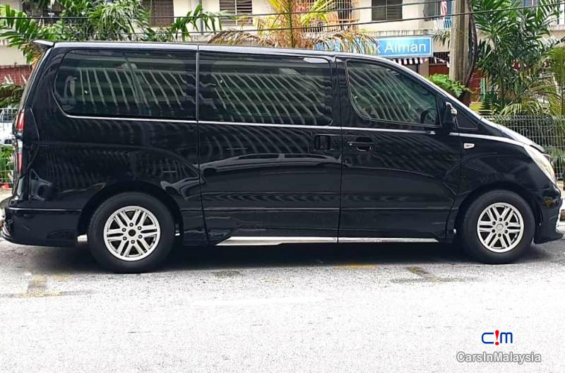 Hyundai Grand Starex 2.5-LITER 11 SEATER FAMILY MPV NEW MODEL FACELIFT Automatic 2017 in Kuala Lumpur