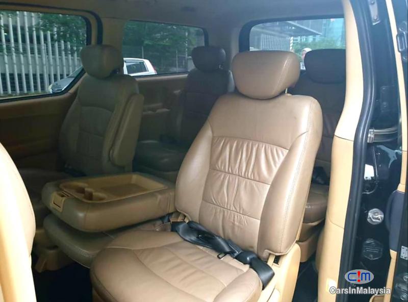 Hyundai Grand Starex 2.5-LITER 11 SEATER FAMILY MPV NEW MODEL FACELIFT Automatic 2017 - image 9