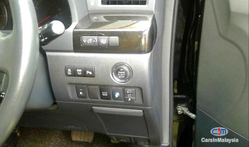 Toyota Alphard 2.4-LITER LUXURY FAMILY MPV Automatic 2013 - image 6