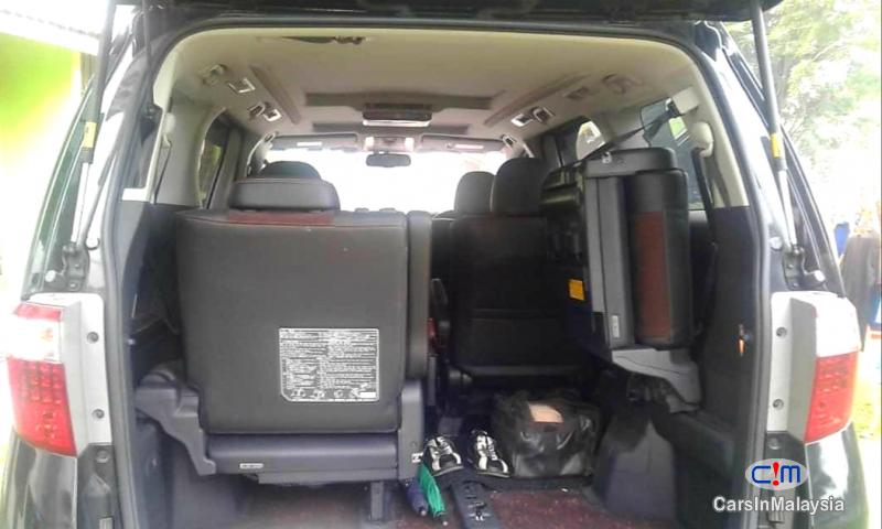 Toyota Alphard 2.4-LITER LUXURY FAMILY MPV Automatic 2013 - image 8