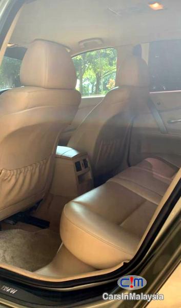 BMW 5 Series 2.5-LITER DOUBLE VANOS LUXURY SALOON Automatic 2009 - image 10