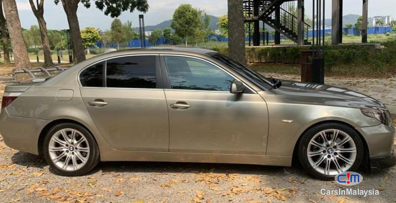 BMW 5 Series 2.5-LITER DOUBLE VANOS LUXURY SALOON Automatic 2009 - image 11