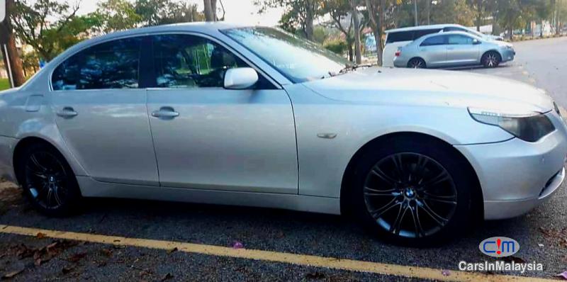 BMW 5 Series 2.5-LITER LUXURY SEDAN CASH PRICE Automatic 2005 - image 2