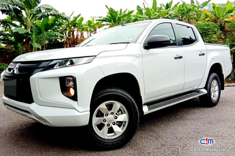 Mitsubishi Triton 2.4-LITER 4WD DIESEL TURBO DHD MIVEC Automatic 2020 in Malaysia