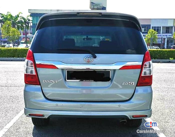 Toyota Innova Automatic 2015 - image 3