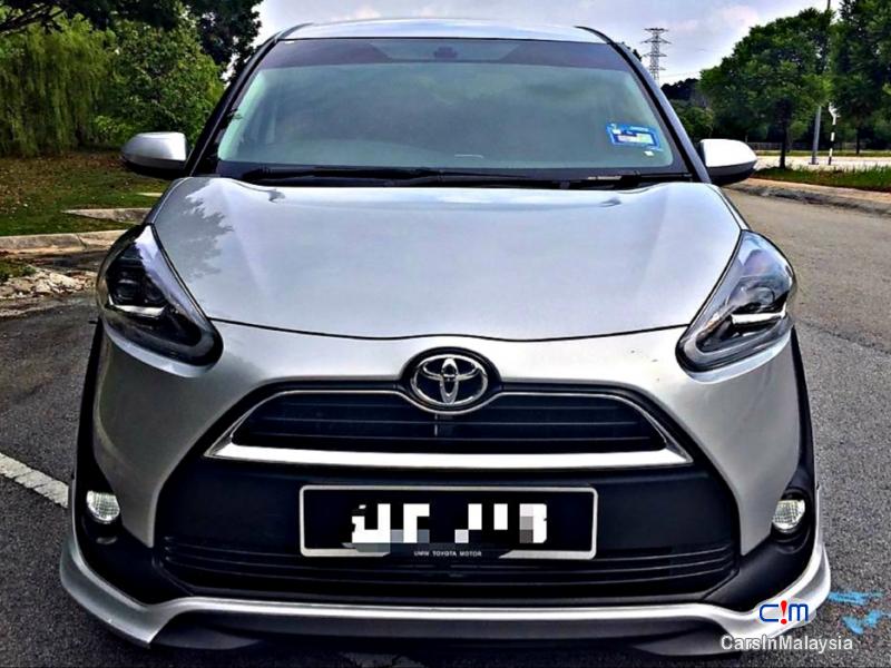 Toyota Sienta 1.5-LITER ECONOMY FAMILY MPV Automatic 2018 in Selangor