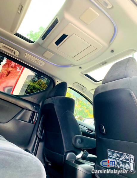Toyota Vellfire 2.5-LITER LUXURY FAMILY MPV Automatic 2017 - image 10