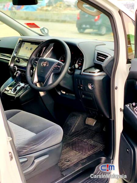 Toyota Vellfire 2.5-LITER LUXURY FAMILY MPV Automatic 2017 - image 12