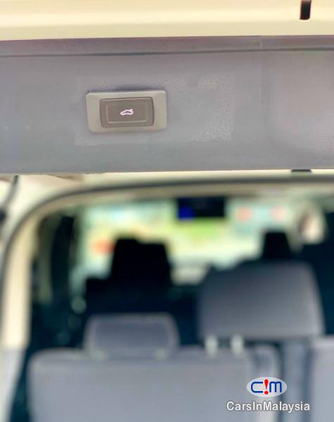 Toyota Vellfire 2.5-LITER LUXURY FAMILY MPV Automatic 2017 - image 14