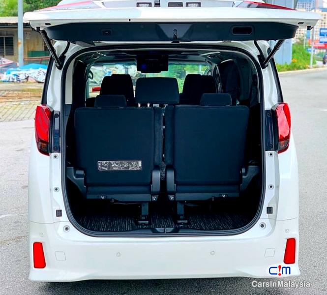 Toyota Vellfire 2.5-LITER LUXURY FAMILY MPV Automatic 2017 - image 16