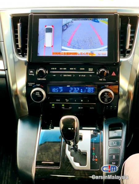 Toyota Vellfire 2.5-LITER LUXURY FAMILY MPV Automatic 2017 in Kuala Lumpur - image