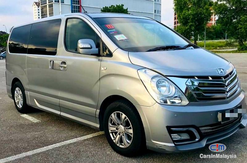 Hyundai Grand Starex 2.5-LITER 11 SEATER FAMILY MPV Automatic 2015 - image 11