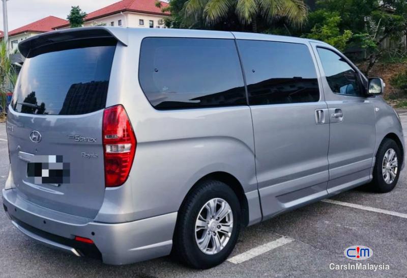 Picture of Hyundai Grand Starex 2.5-LITER 11 SEATER FAMILY MPV Automatic 2015 in Malaysia