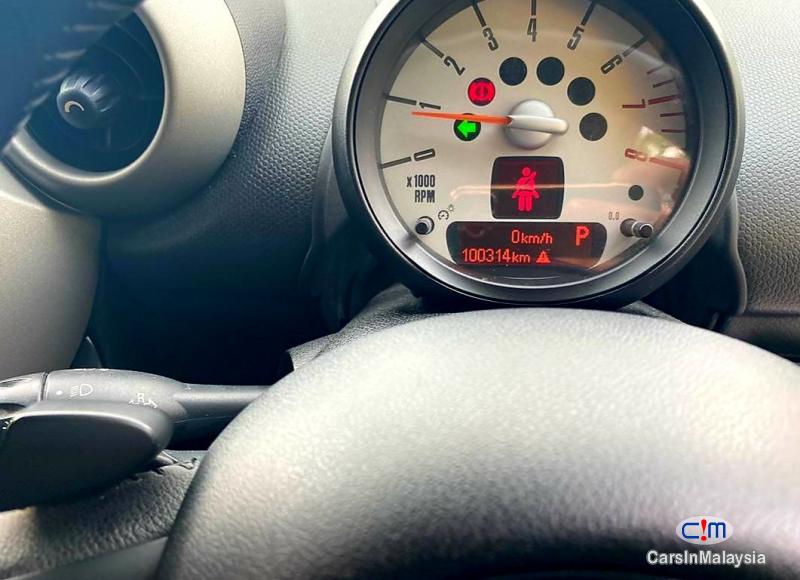 MINI Countryman 1.6-LITER SUV TURBO HATCHBACK Automatic 2016 - image 6