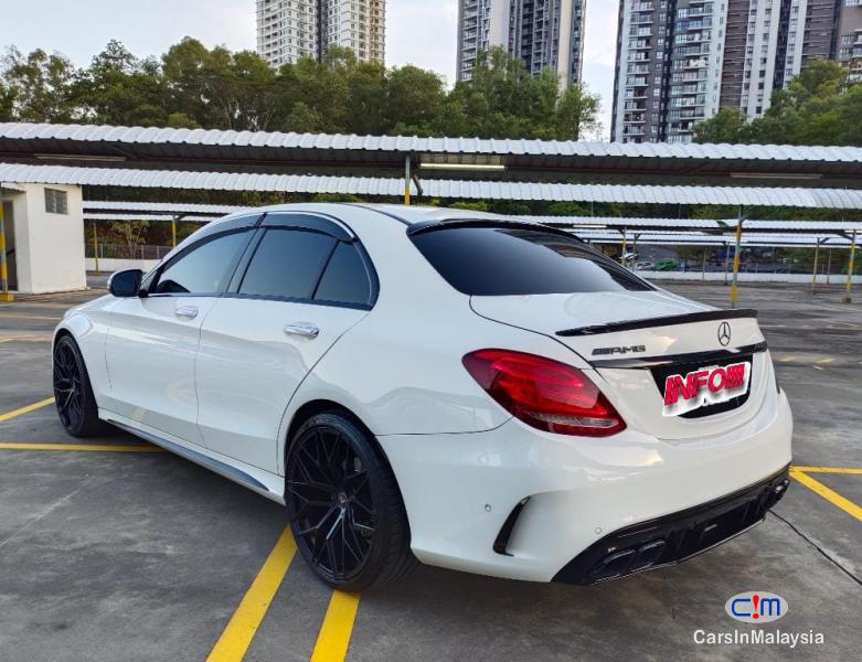 Mercedes Benz C180 1.6-LITER TURBO LUXURY SEDAN Automatic 2020 - image 9