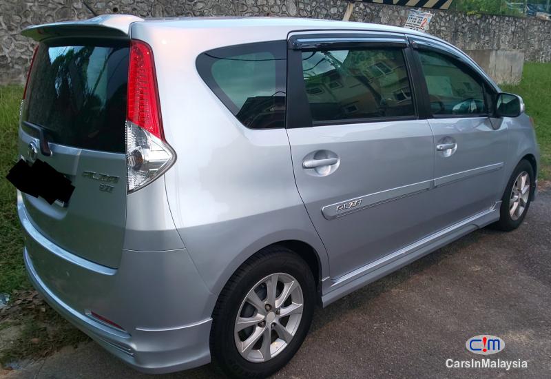 Perodua Alza 1.5-LITER FAMILY MPV TEMPATAN Automatic 2010