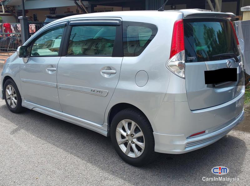 Perodua Alza 1.5-LITER FAMILY MPV TEMPATAN Automatic 2010 - image 6