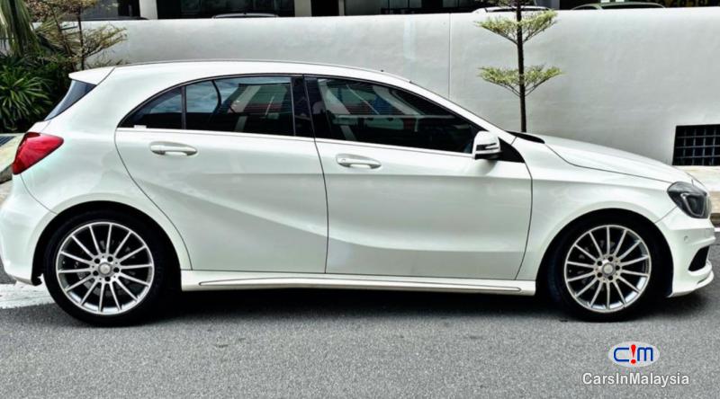 Mercedes Benz A180 1.6-LITER TURBO LUXURY HATCHBACK Automatic 2013 in Malaysia - image