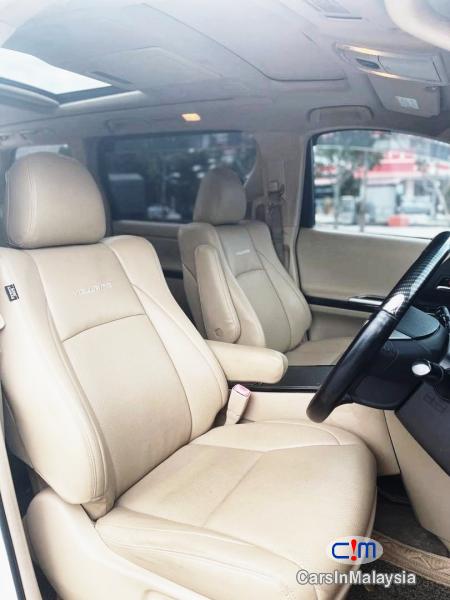 Toyota Vellfire 3.5-LITER MPV FULLSPEC 7 SEATERS Automatic 2011 in Malaysia - image