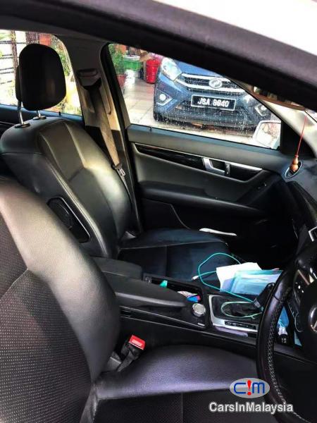Mercedes Benz C180 CGI 1.8-LITER TURBO LUXURY SEDAN Automatic 2012 - image 8