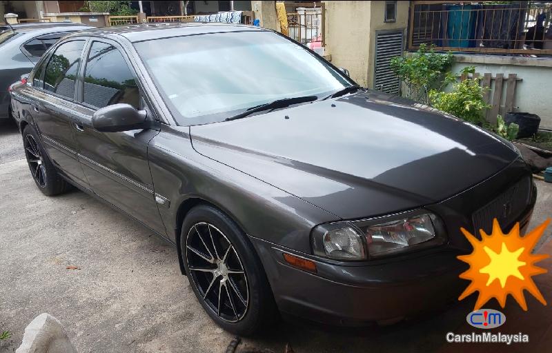 Volvo S80 2.0-LITER LUXURY SEDAN Automatic 2002 - image 2