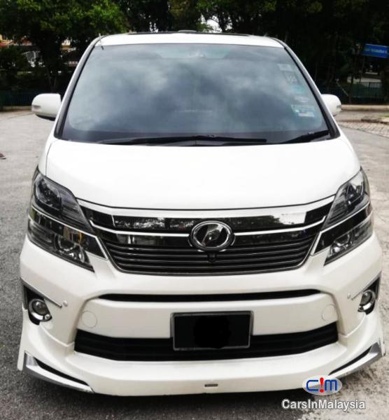 Toyota Vellfire 3.5-LITER LUXURY FAMILY MPV KERETA SAMBUNG BAYAR Automatic 2014 in Kuala Lumpur