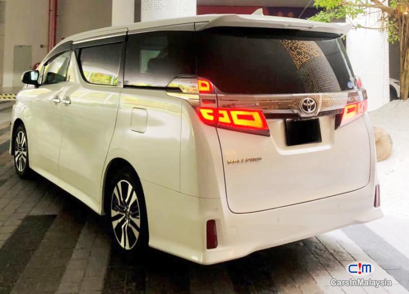 Picture of Toyota Vellfire 2.5-LITER LUXURY FAMILY MPV PILOT SEATS Automatic 2022 in Kuala Lumpur