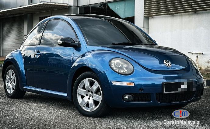 Volkswagen Beetle 1.6-LITER CUTE RARE CAR Automatic 2009 - image 3