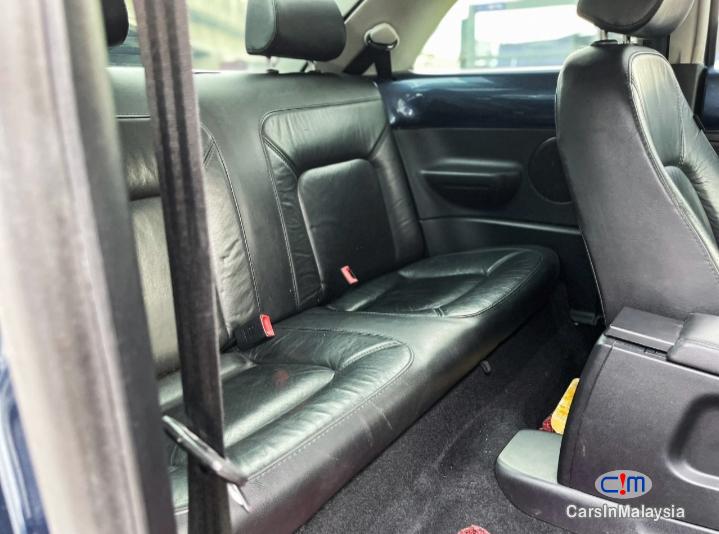 Volkswagen Beetle 1.6-LITER CUTE RARE CAR Automatic 2009 - image 5