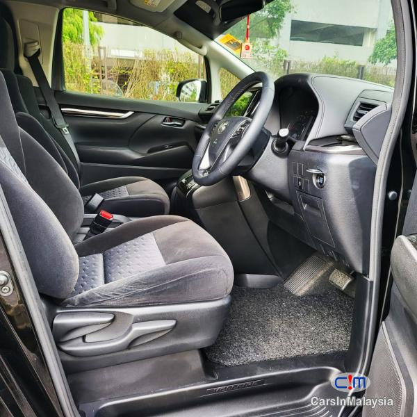 Toyota Vellfire 2.5-LITER FAMILY 7 SEATERS MPV NEW FACELIFT Automatic 2017 - image 10