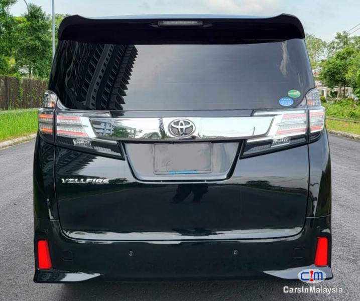 Toyota Vellfire 2.5-LITER FAMILY 7 SEATERS MPV NEW FACELIFT Automatic 2017