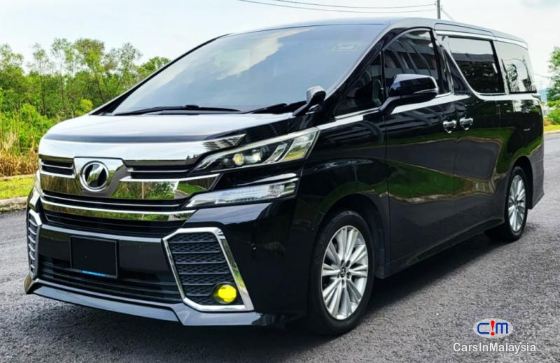 Toyota Vellfire 2.5-LITER FAMILY 7 SEATERS MPV NEW FACELIFT Automatic 2017 in Selangor