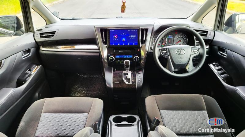 Toyota Vellfire 2.5-LITER FAMILY 7 SEATERS MPV NEW FACELIFT Automatic 2017 in Malaysia - image