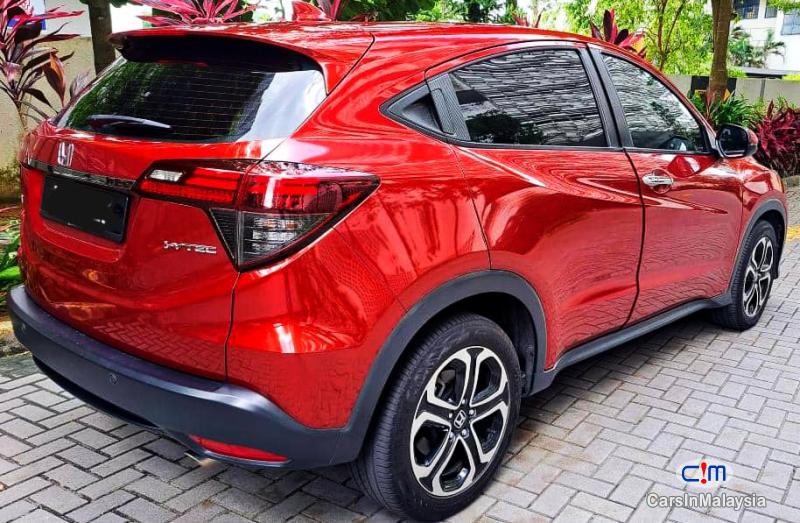 Honda HR-V 1.8-LITER KERETA SAMBUNG BAYAR Automatic 2021 - image 7