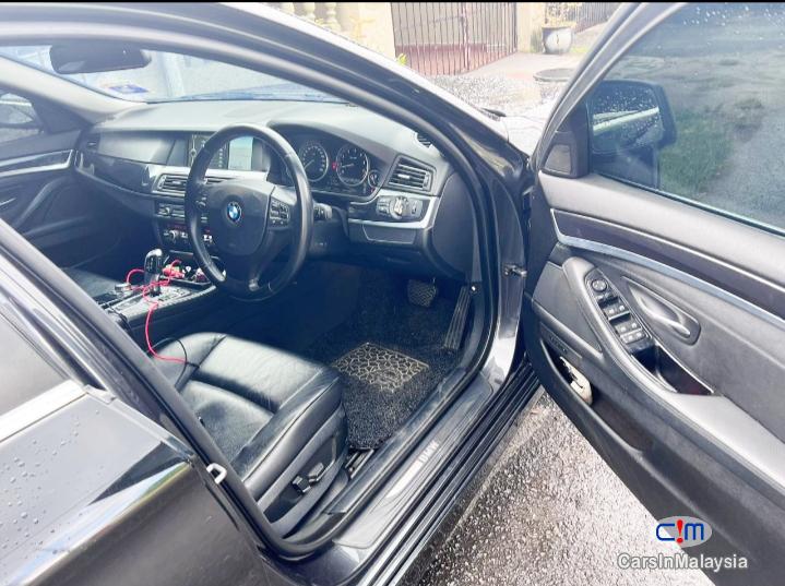 BMW 5 Series 2.5L LUXURY SEDAN Automatic 2012 in Malaysia - image