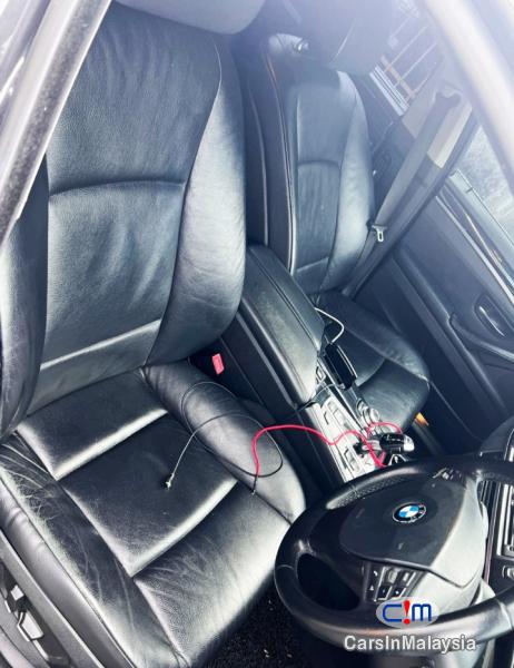 BMW 5 Series 2.5L LUXURY SEDAN Automatic 2012 - image 9