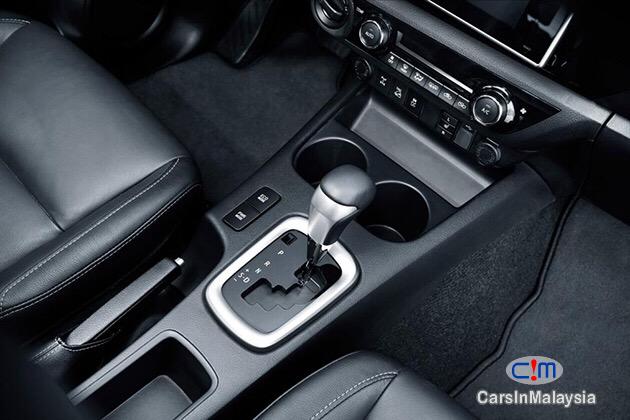 Toyota Hilux 2.4E Automatic 2023 - image 16