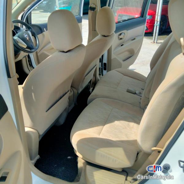Nissan Grand Livina Automatic 2017 - image 10