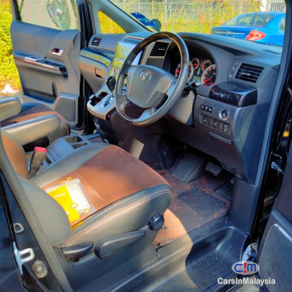 Toyota Alphard Automatic 2014 - image 17