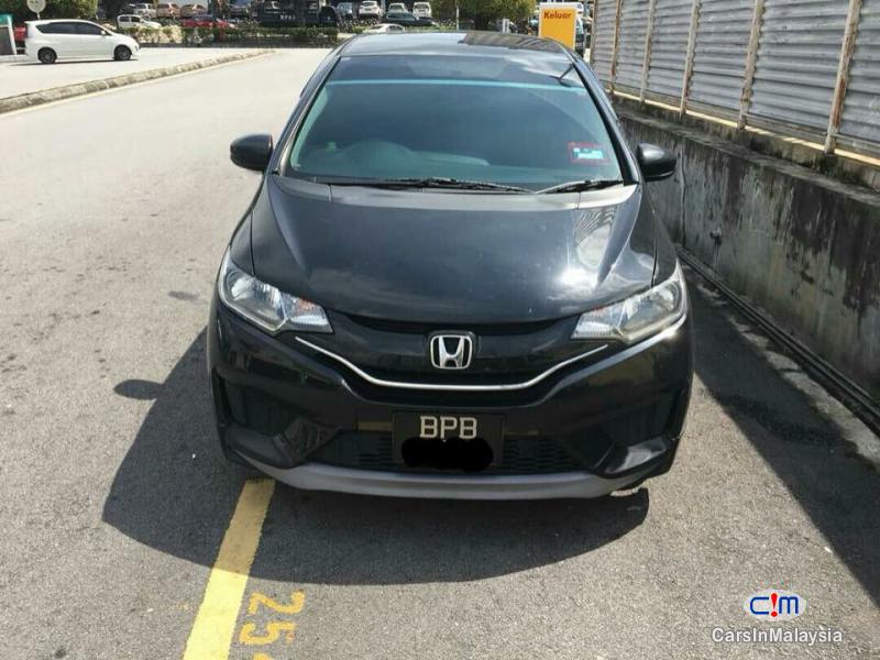 Pictures of Honda Jazz Automatic 2016