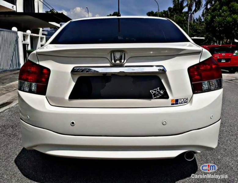 Honda City Automatic 2009 - image 3