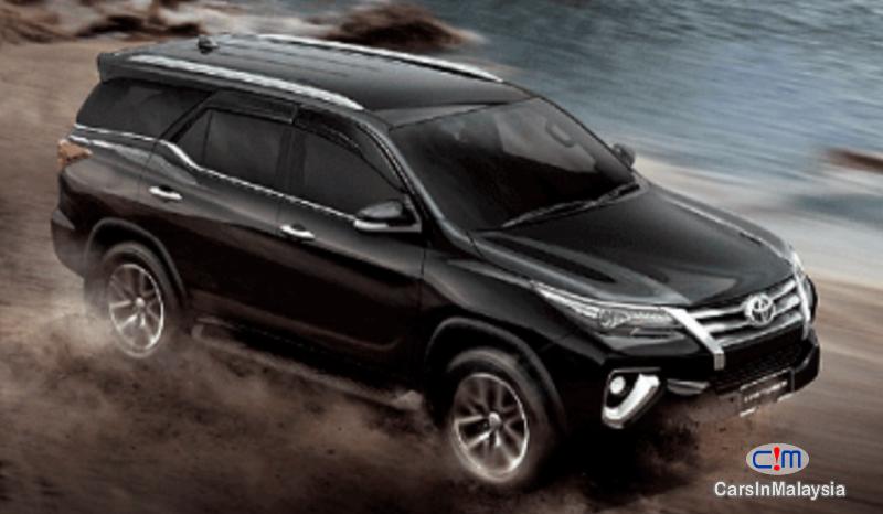 Toyota Fortuner 2.7 SRZ Automatic 2017 in Kuala Lumpur - image