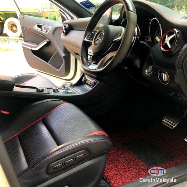 Mercedes Benz A45 AMG 2.0-LITER LUXURY SPORT HATCHBACK Automatic 2017 - image 12